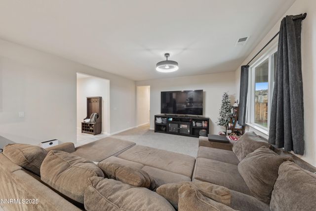 864 Tourmaline Drive, Carson City, NV 89705