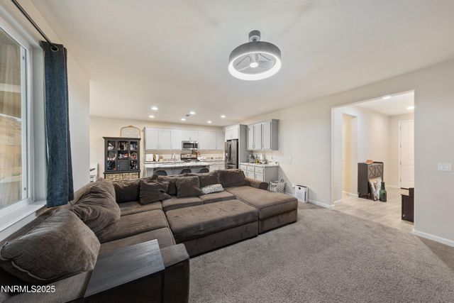 864 Tourmaline Drive, Carson City, NV 89705