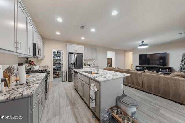 864 Tourmaline Drive, Carson City, NV 89705