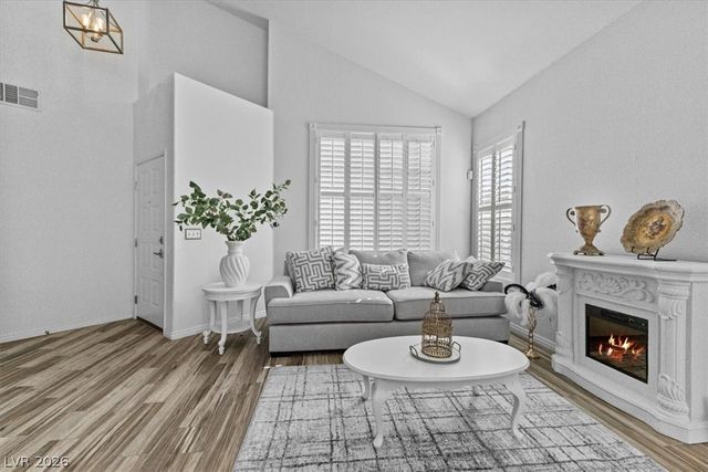 1928 Camino Carlos Rey, North Las Vegas, NV 89031