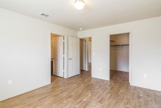 2242 Fishing Trail, San Antonio, TX 78224