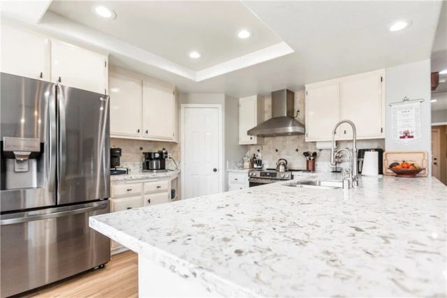 1825 Smoke Tree, Pinon Hills, CA 92372