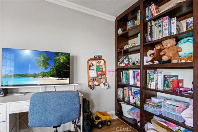 1825 Smoke Tree, Pinon Hills, CA 92372