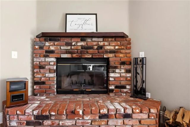 1825 Smoke Tree, Pinon Hills, CA 92372