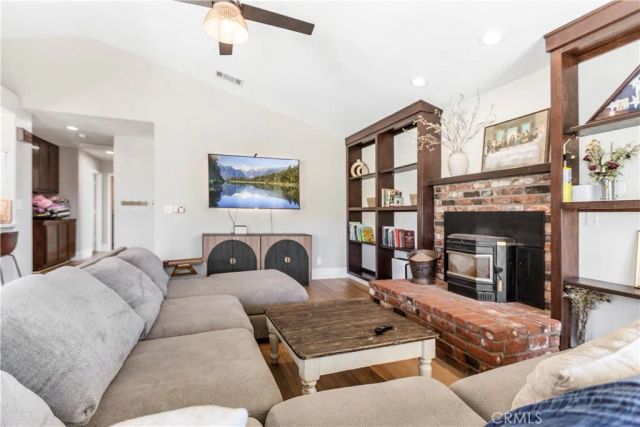 1825 Smoke Tree, Pinon Hills, CA 92372