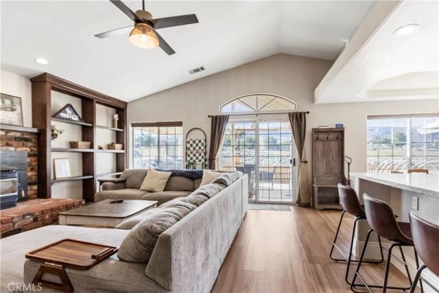 1825 Smoke Tree, Pinon Hills, CA 92372