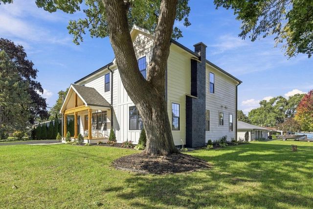 15330 Mt. Vernon AVENUE, Brookfield, WI 53005