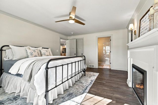 15330 Mt. Vernon AVENUE, Brookfield, WI 53005