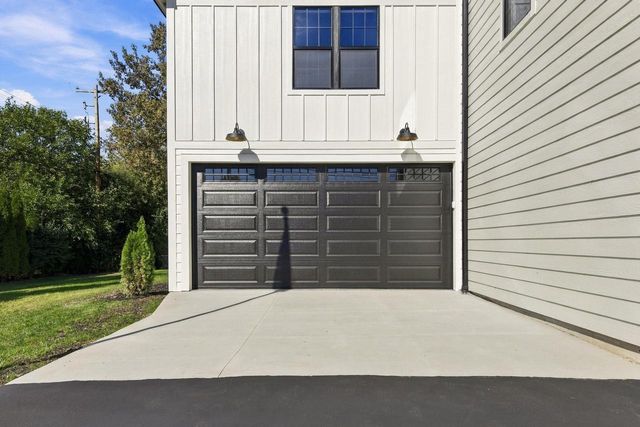 15330 Mt. Vernon AVENUE, Brookfield, WI 53005