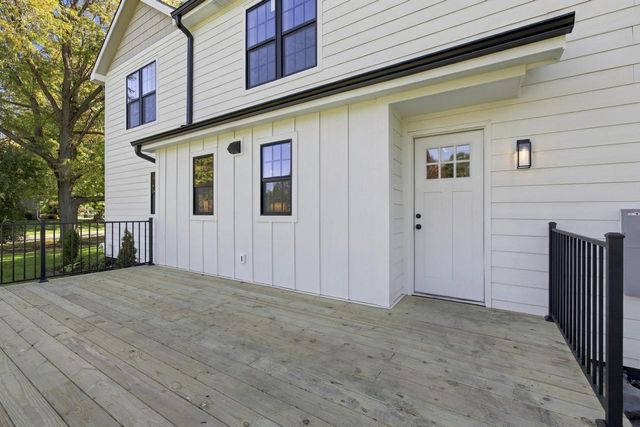 15330 Mt. Vernon AVENUE, Brookfield, WI 53005