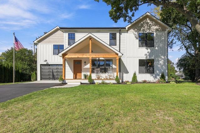15330 Mt. Vernon AVENUE, Brookfield, WI 53005