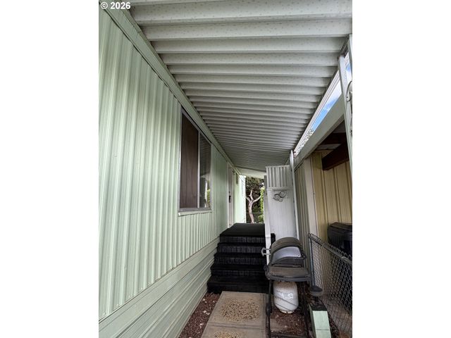 15130 S MAPLELANE Rd 54, Oregon City, OR 97045