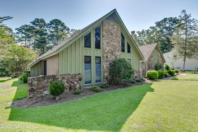 106 Glen Cove Road, Brandon, MS 39047