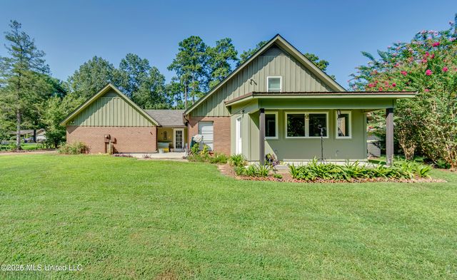 106 Glen Cove Road, Brandon, MS 39047