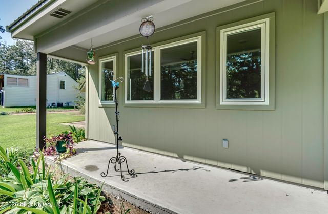 106 Glen Cove Road, Brandon, MS 39047