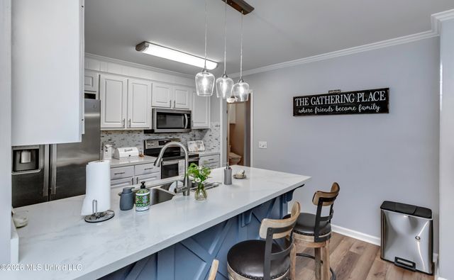 106 Glen Cove Road, Brandon, MS 39047