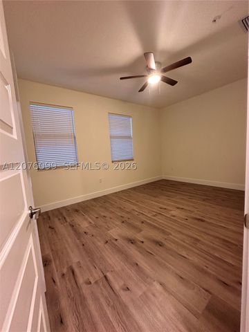 10437 NW 82nd St 35, Doral, FL 33178