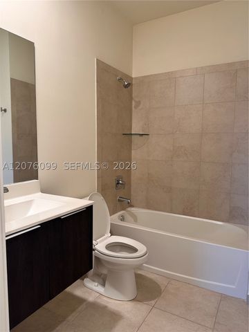 10437 NW 82nd St 35, Doral, FL 33178