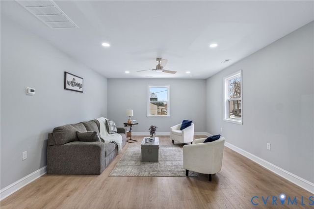 1163 Hinton St, Petersburg, VA 23803