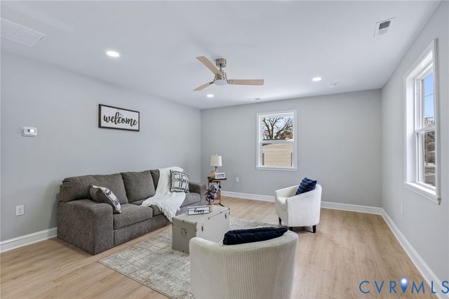 1163 Hinton St, Petersburg, VA 23803