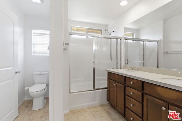 14502 Vesta Court, Panorama City (los Angeles), CA 91402