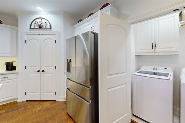 3233 Peterson Way, Bryan, TX 77802