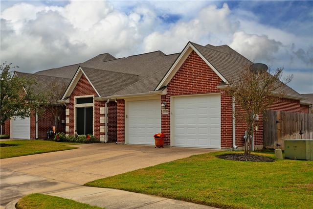 3233 Peterson Way, Bryan, TX 77802