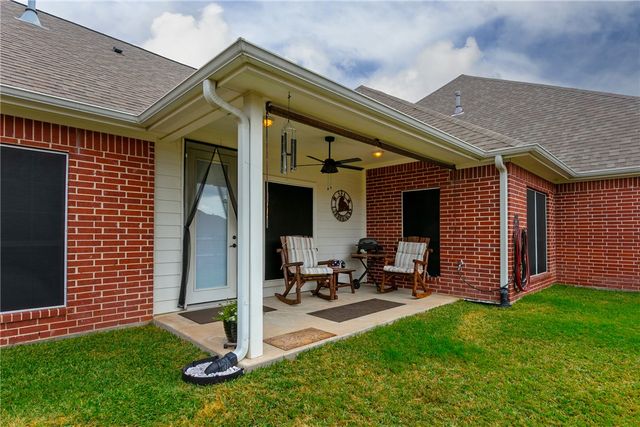 3233 Peterson Way, Bryan, TX 77802