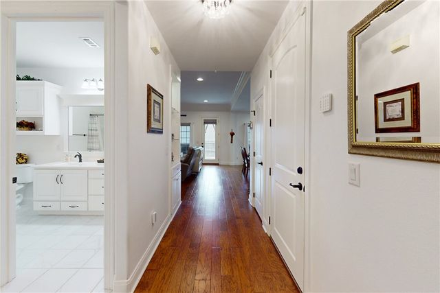 3233 Peterson Way, Bryan, TX 77802