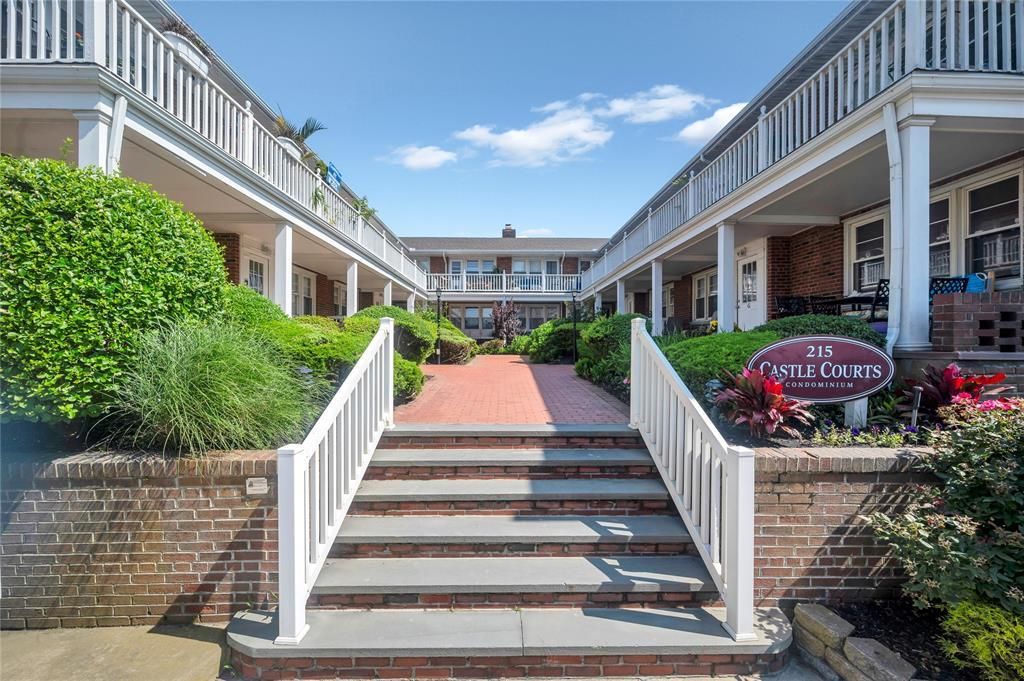 215 W Broadway M3, Long Beach, NY 11561