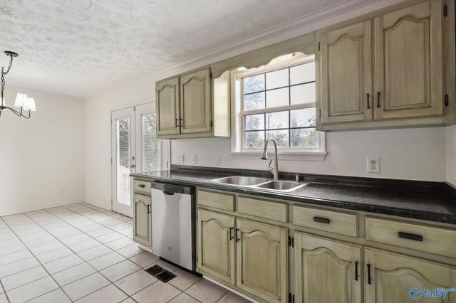 1502 Bower Drive SE, Cullman, AL 35055