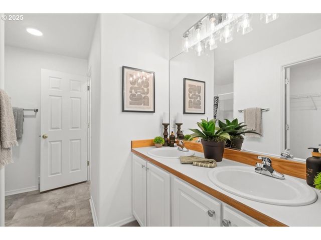 16212 Sw AUDUBON St 201, Beaverton, OR 97003