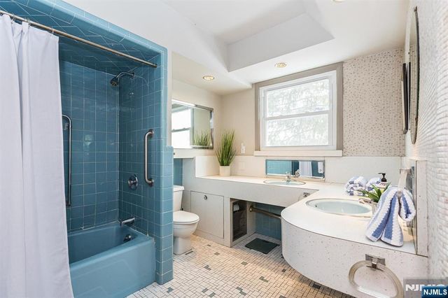 87 High Street, Glen Ridge, NJ 07028