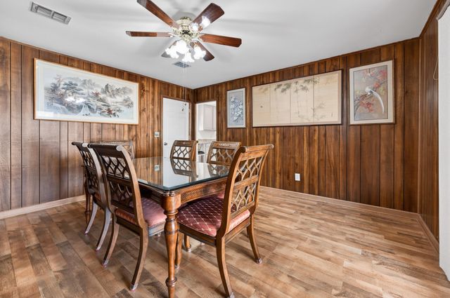 323 Pontevedra Lane, Niceville, FL 32578