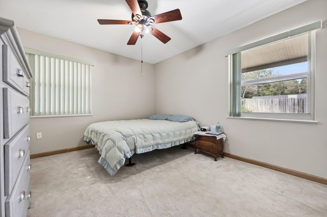 323 Pontevedra Lane, Niceville, FL 32578