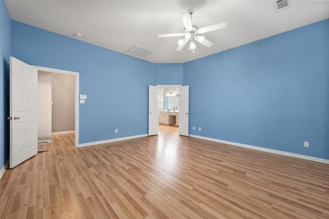 2405 Moon Dance Court, Arlington, TX 76001