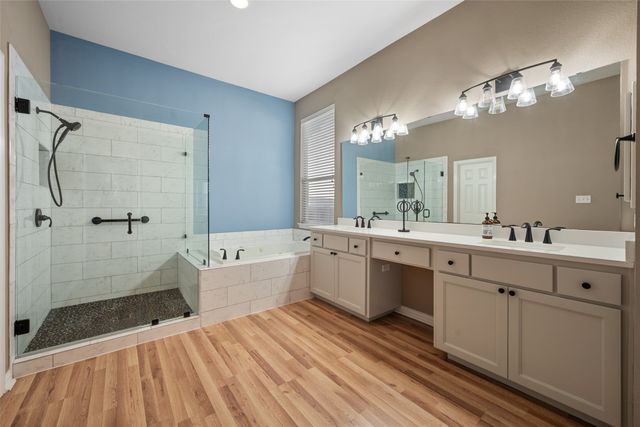 2405 Moon Dance Court, Arlington, TX 76001