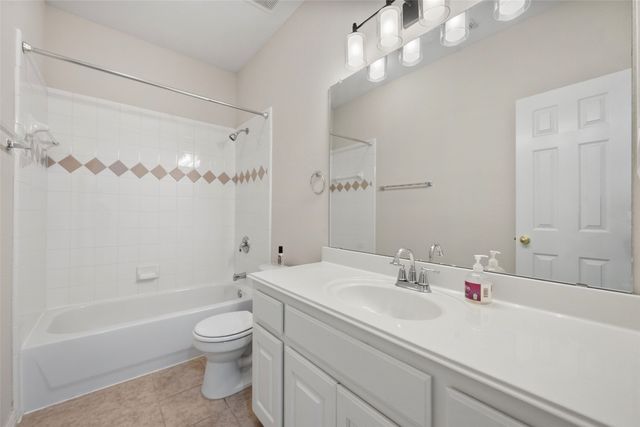2405 Moon Dance Court, Arlington, TX 76001