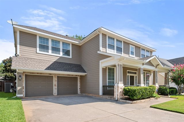 2405 Moon Dance Court, Arlington, TX 76001