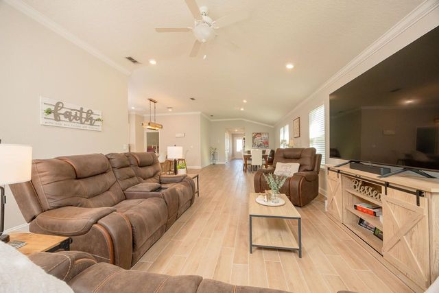 101 Narvarez Ave, St Augustine, FL 32084