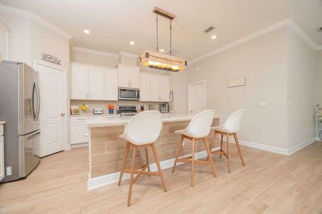 101 Narvarez Ave, St Augustine, FL 32084