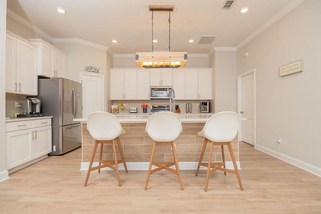 101 Narvarez Ave, St Augustine, FL 32084