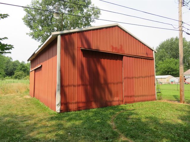 11000 Morton Taylor Road, Belleville, MI 48111