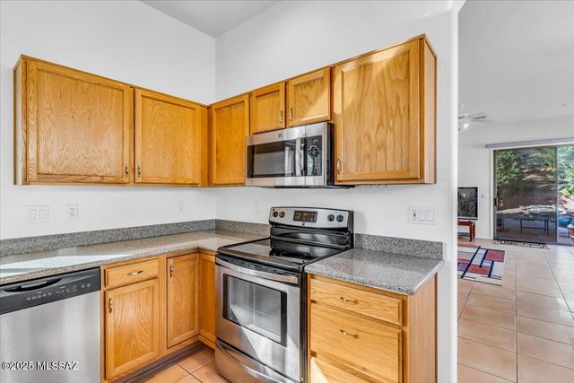 2348 S Orchard View Drive, Green Valley, AZ 85614