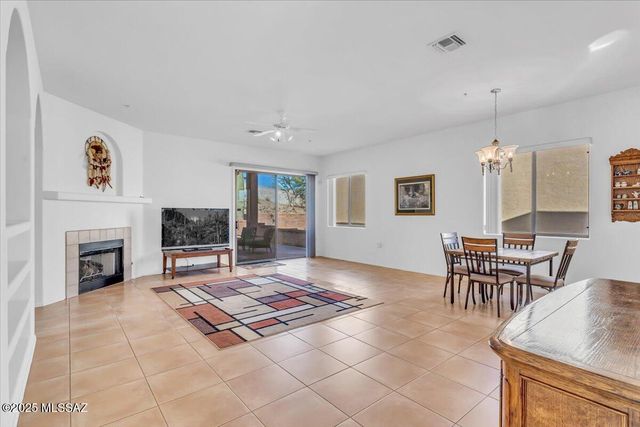 2348 S Orchard View Drive, Green Valley, AZ 85614