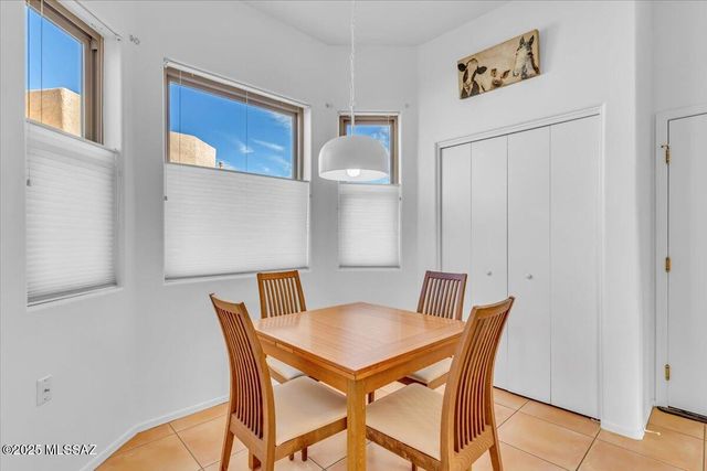 2348 S Orchard View Drive, Green Valley, AZ 85614