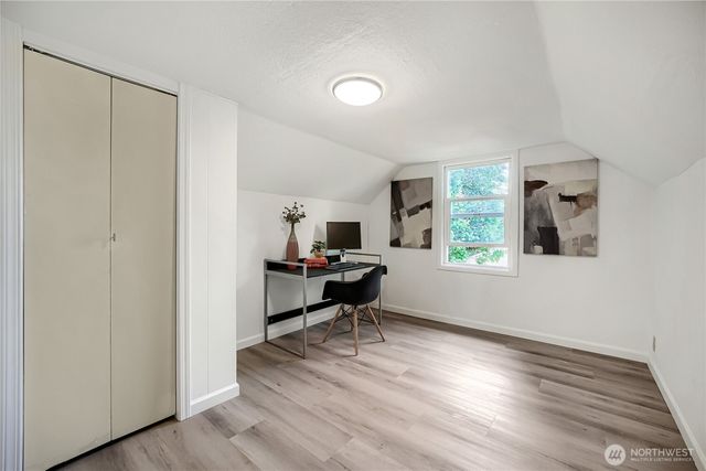 6815 S 120th Place, Seattle, WA 98178