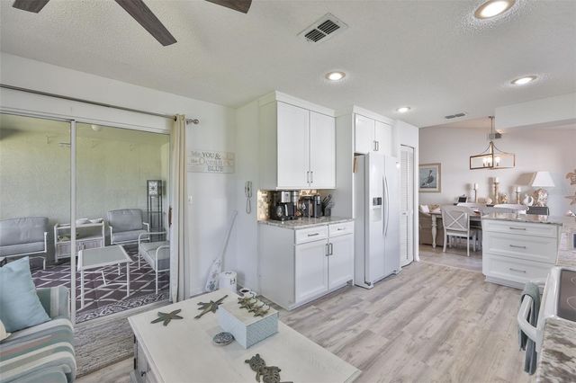 726 MASTERPIECE DRIVE 244, Sun City Center, FL 33573