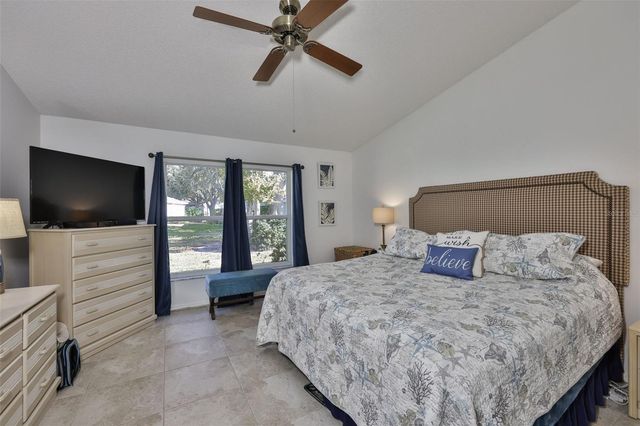 726 MASTERPIECE DRIVE 244, Sun City Center, FL 33573