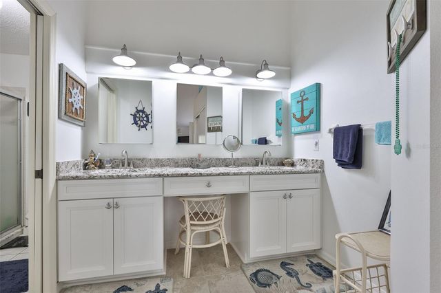 726 MASTERPIECE DRIVE 244, Sun City Center, FL 33573